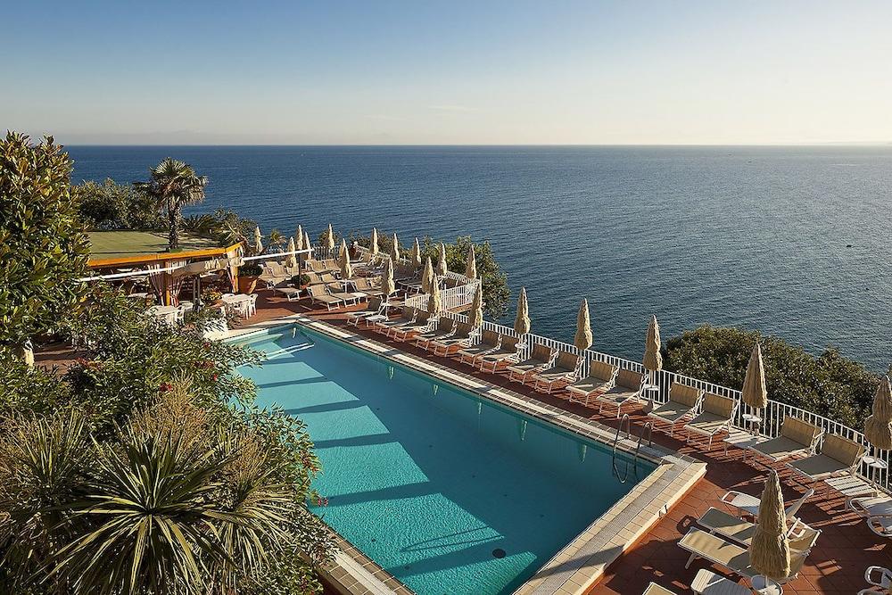 Le Querce Resort Sea Thermae & Spa ايسكيا المظهر الخارجي الصورة
