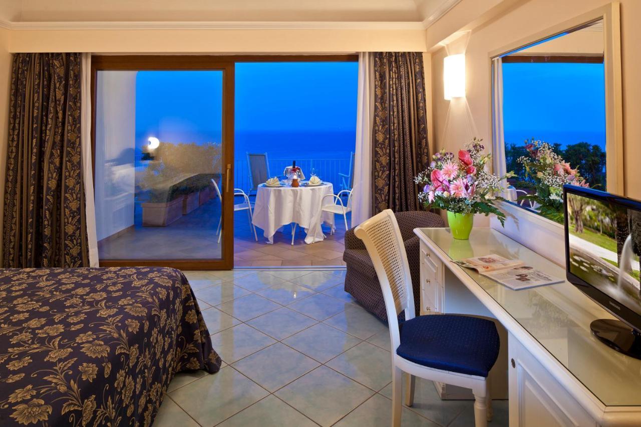 Le Querce Resort Sea Thermae & Spa ايسكيا المظهر الخارجي الصورة